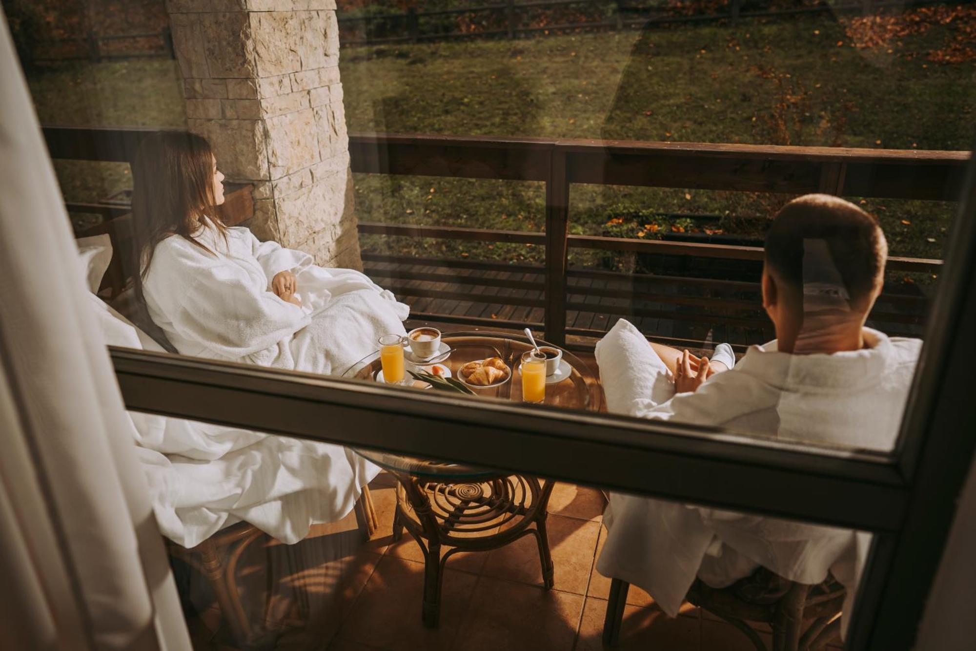 Hotel & Restaurant Sofia スチェヴィツァ エクステリア 写真